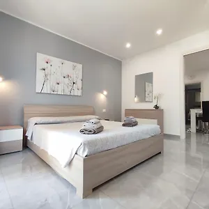 La Maison De Geneviève Aci Trezza